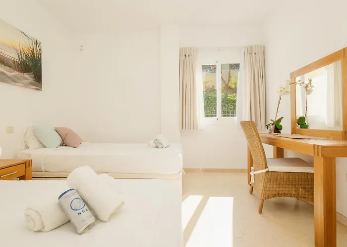 Apartament With Private Terrace, Just 10 Minutes By Car From Elviria Beach, *