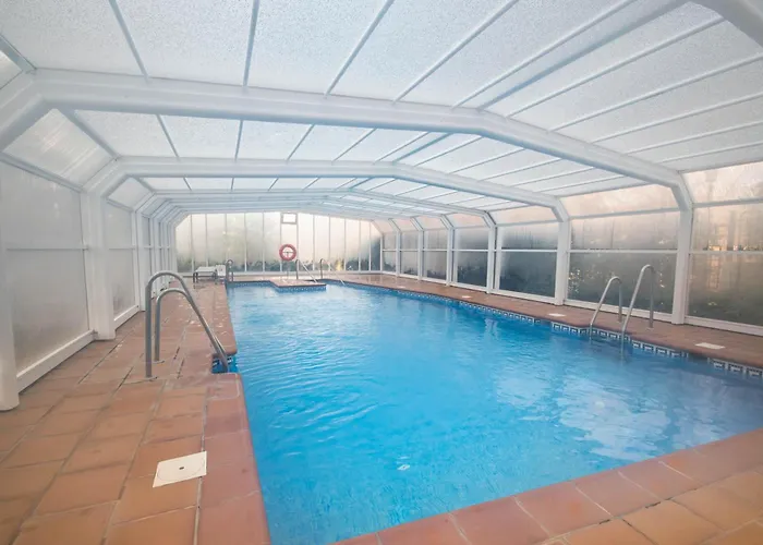 With Private Terrace, Just 10 Minutes By Car From Elviria Beach, Apartament *