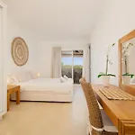 With Private Terrace, Just 10 Minutes By Car From Elviria Beach, Marbella
