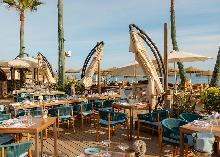 With Private Terrace, Just 10 Minutes By Car From Elviria Beach, Апартаменты *